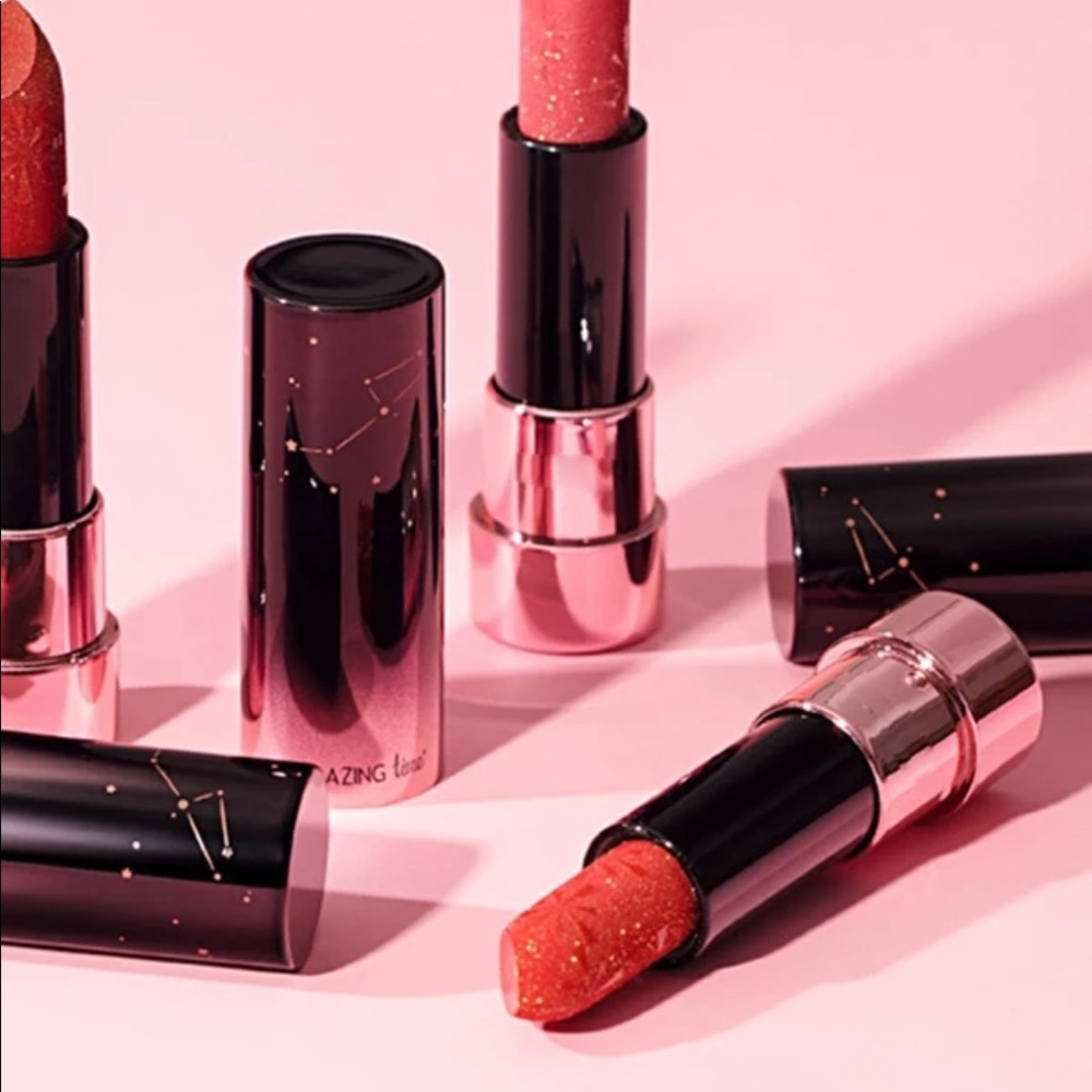 Lipstick - Picture 2 of 4